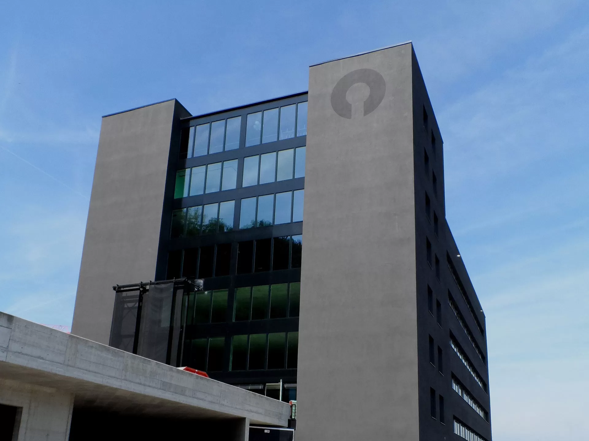 Cool Colours Fassade